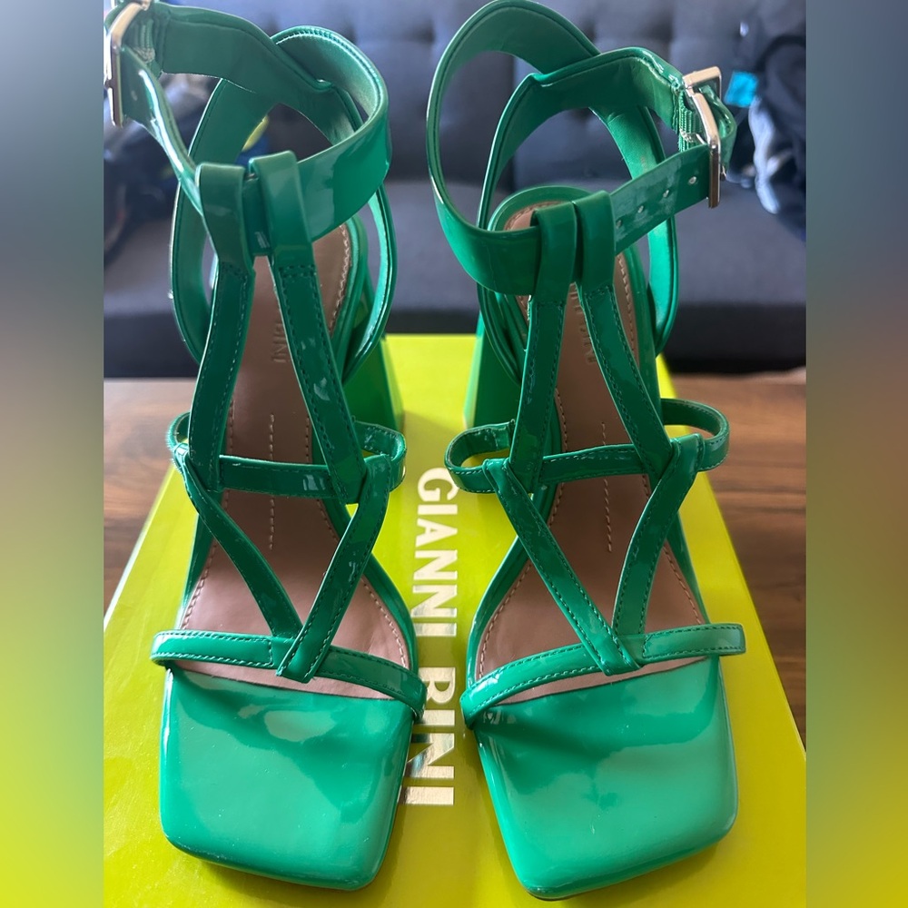 Green Gianni Bini Heals Size 7- $60 or best offer